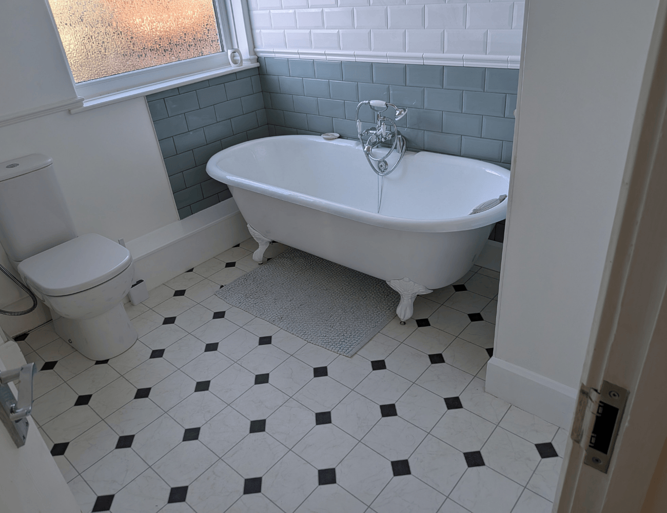 Best Bathroom Flooring Ideas for a Safe and Stylish Home
