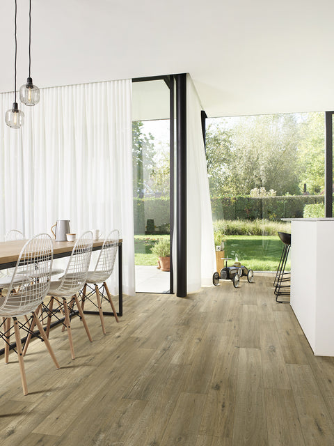 Medium Oak